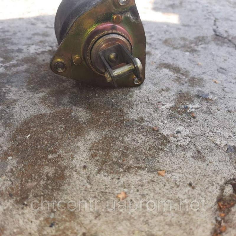 Реле втягуюче стартера