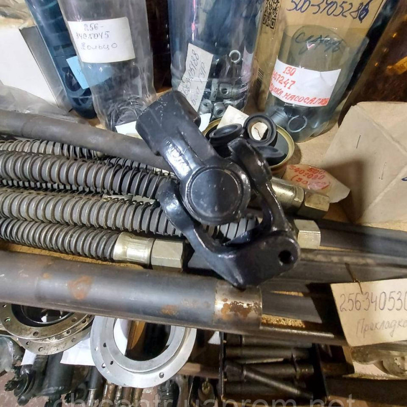 6510-3401152 стрижень Краз з карданному в зборі